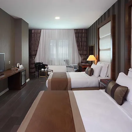 Crowne Plaza - West 5* Isztambul