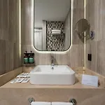 Crowne Plaza Istanbul West By Ihg 5*