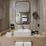 Crowne Plaza Istanbul - West 5*