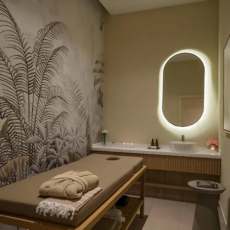 Hotell Crowne Plaza Istanbul West-Beylikduzu By Ihg