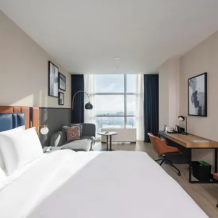 Crowne Plaza - West By Ihg 5*