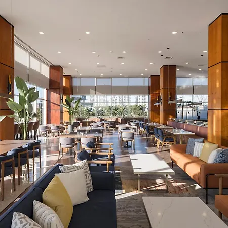 Hotel Crowne Plaza - West By Ihg Istanboel
