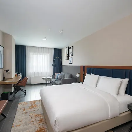 Crowne Plaza - West By Ihg 5* Istanboel
