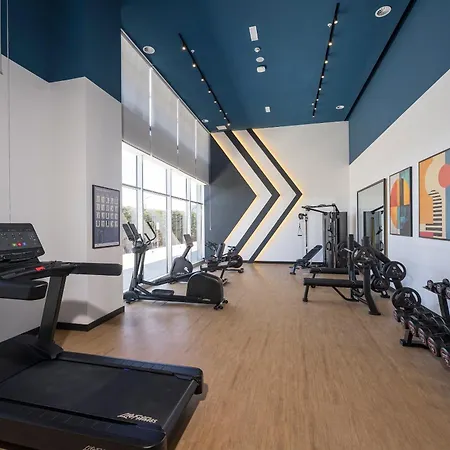Hotel Crowne Plaza - West By Ihg 5*