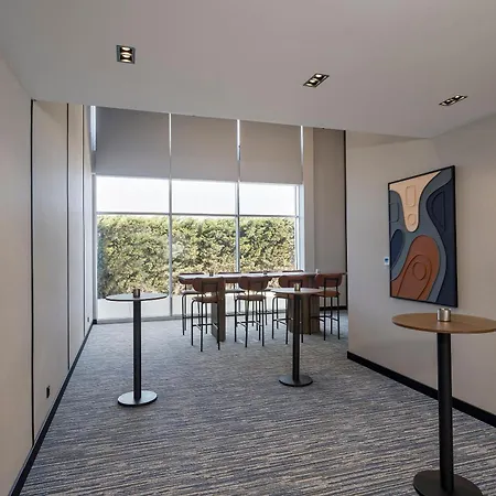 Crowne Plaza - West By Ihg Hotel 5*