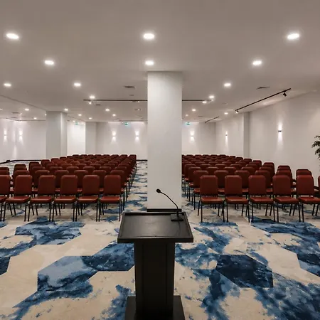 Crowne Plaza - West By Ihg Hotel