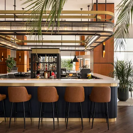 Crowne Plaza - West By Ihg Hotel 5*