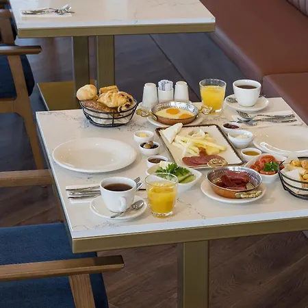 Crowne Plaza - West By Ihg Istanbul