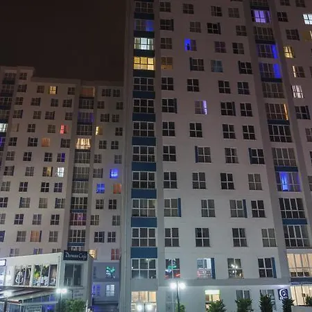 Crowne Plaza - West Отель 5*