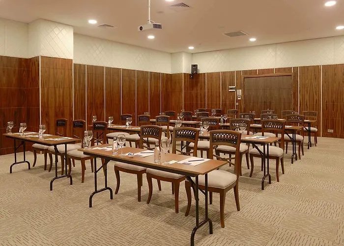 Hotel Crowne Plaza - West 5*