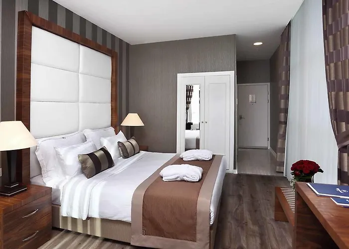 Crowne Plaza - West 5* Estambul