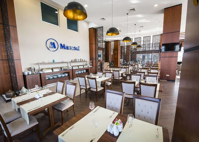 Hotel Crowne Plaza - West 5*