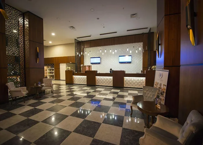 Hotel Crowne Plaza - West 5*