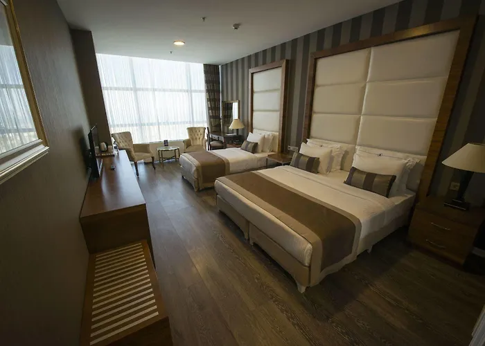 Crowne Plaza - West 5* Estambul