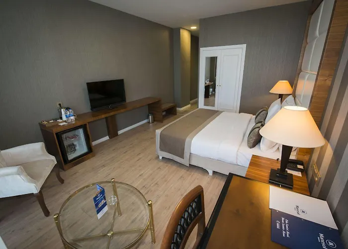 Hotel Crowne Plaza - West