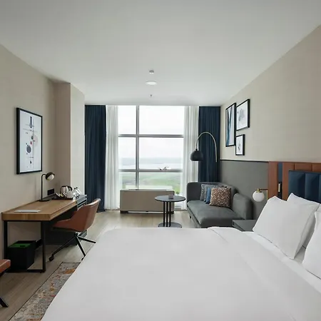Crowne Plaza West By Ihg Hotel Estambul