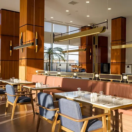 Crowne Plaza West By Ihg Hotel Estambul